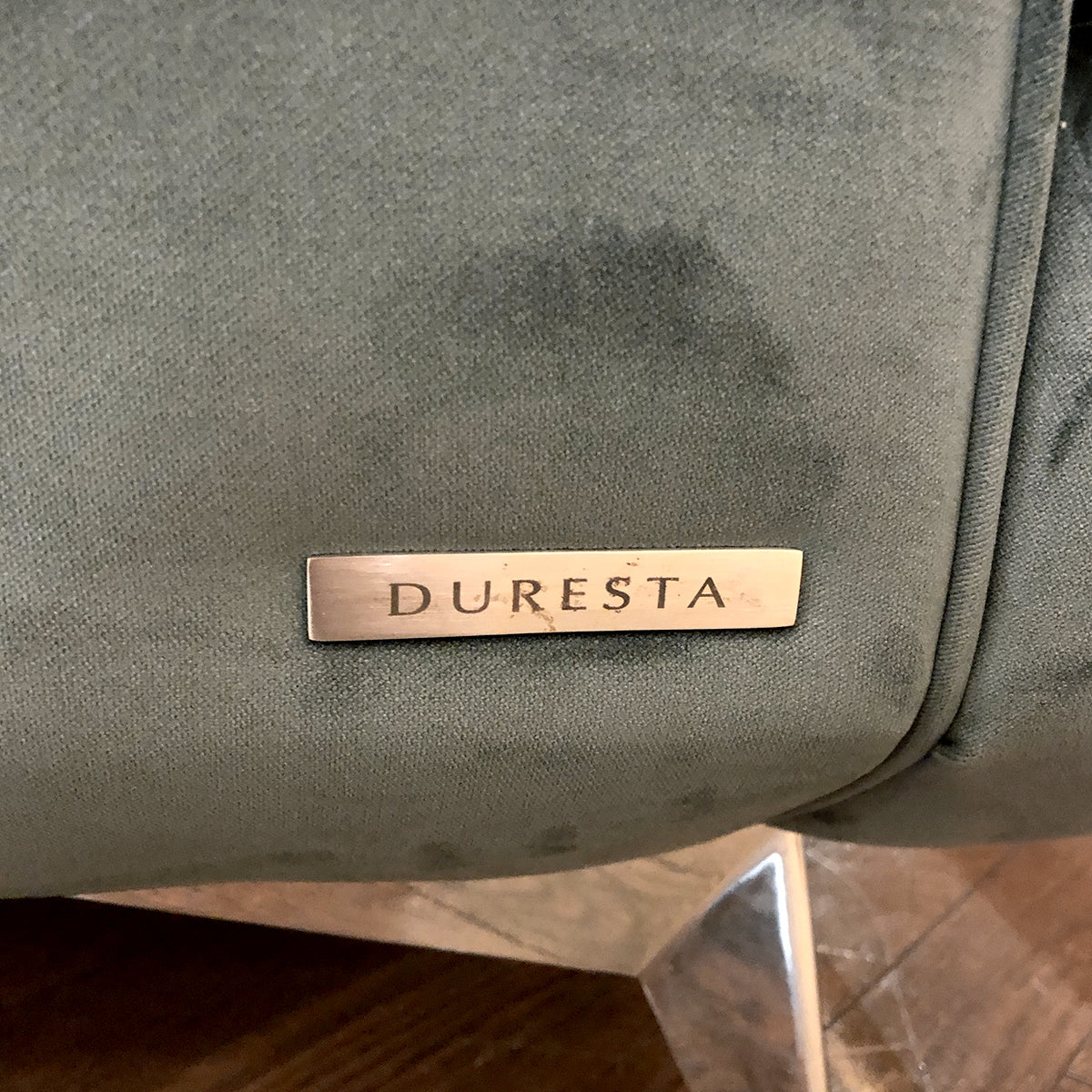 DURESTA 2シーターソファ(イギリス製)/ クラシックモダン