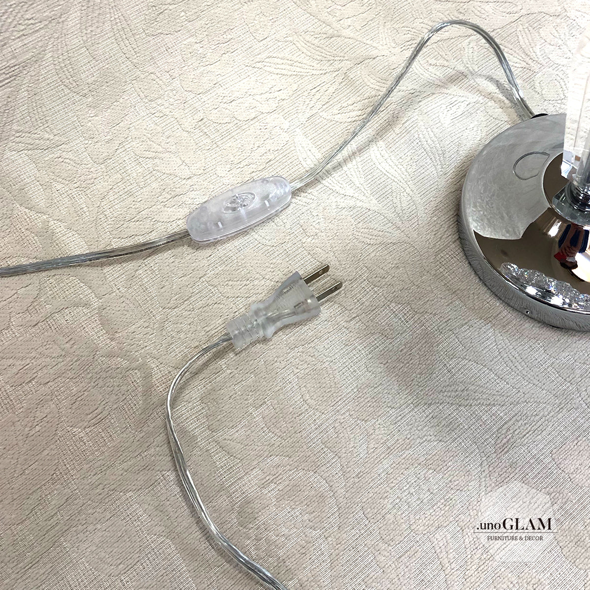 テーブルランプ(クリスタル)シルバー / 高級ボール型クリスタルランプ