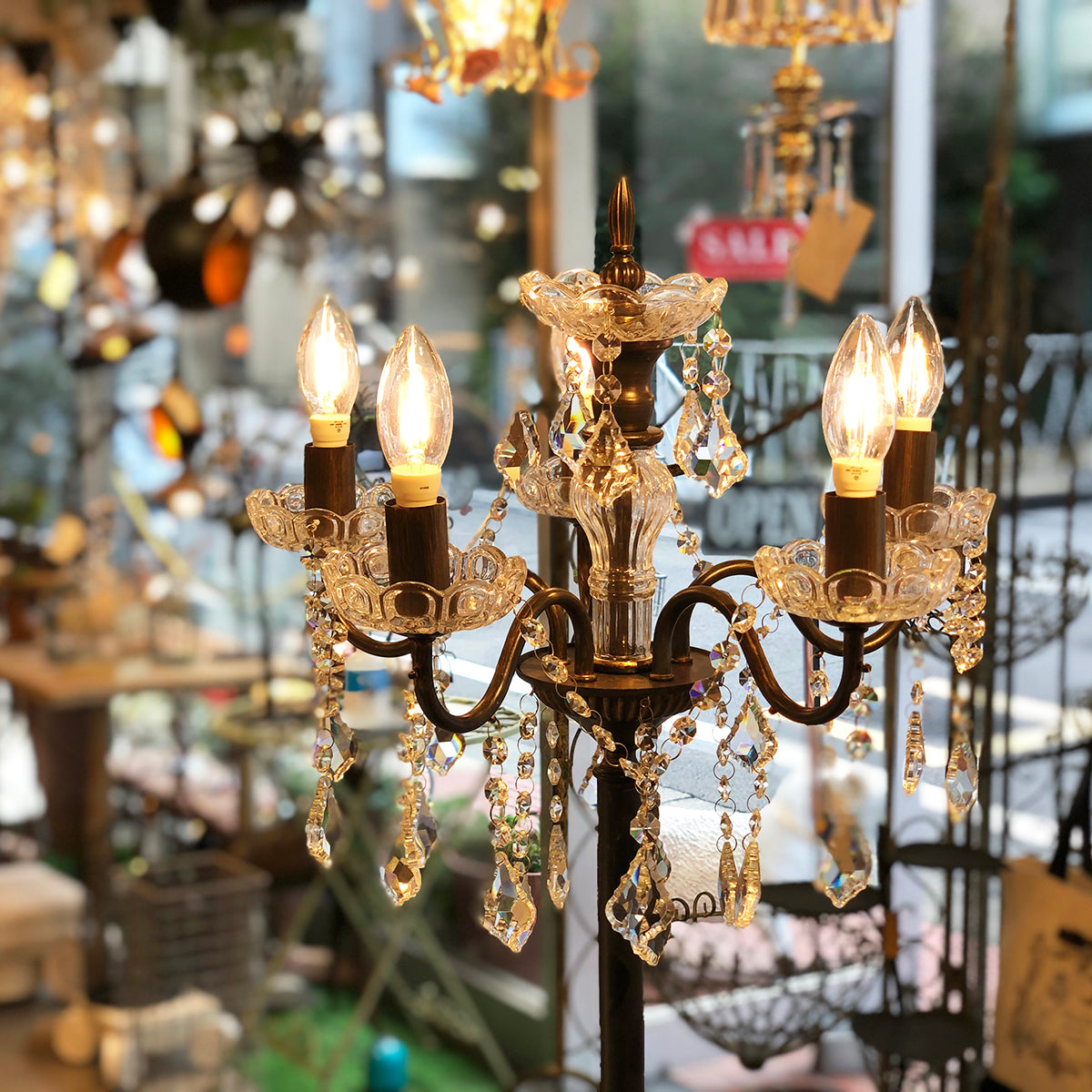 フロアランプ型シャンデリア5灯(アンティーク色)/ 置き式照明(LED対応)