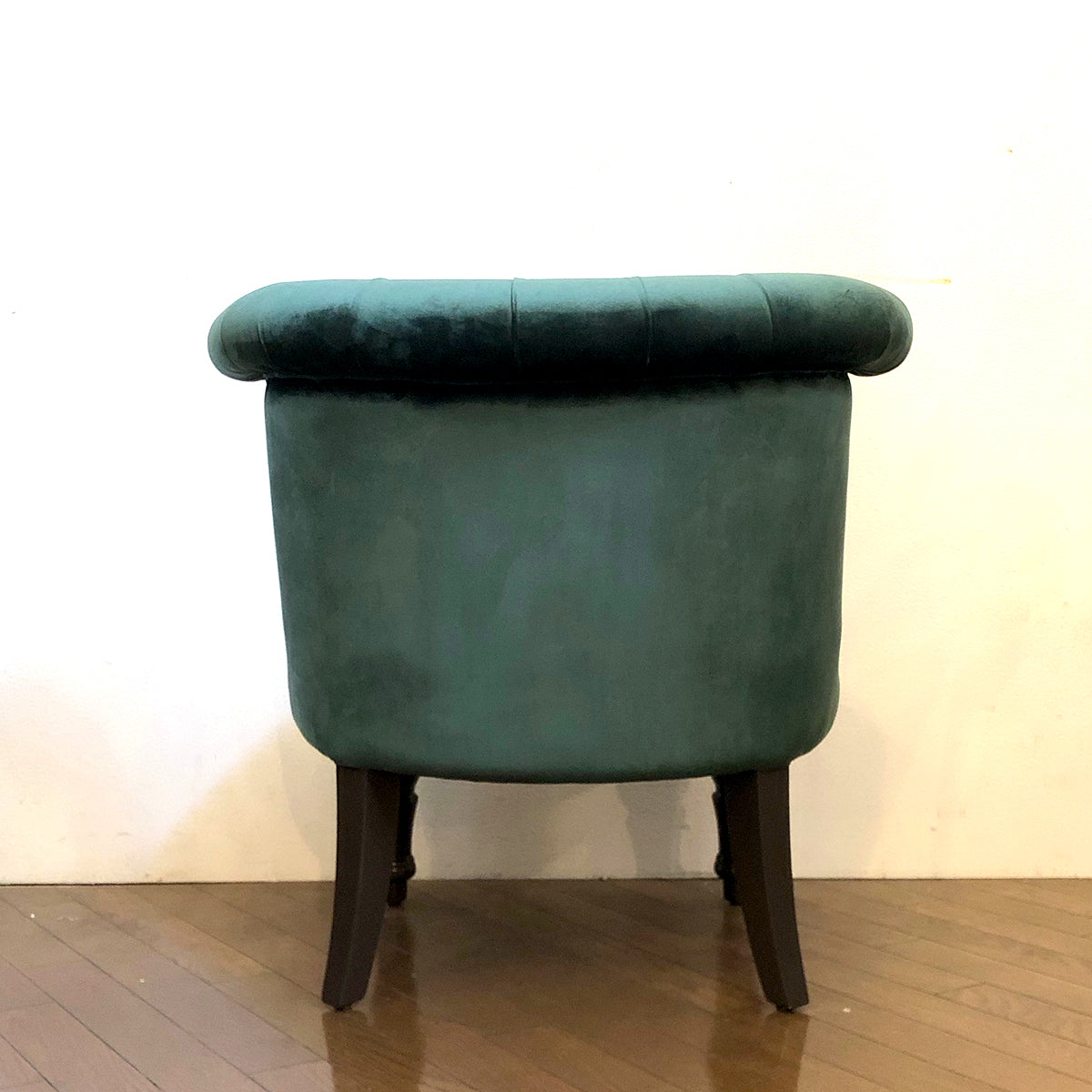 座面の低いゆったり一人掛けチェア/座面が広くておしゃれなデザイン（シック グリーン）
