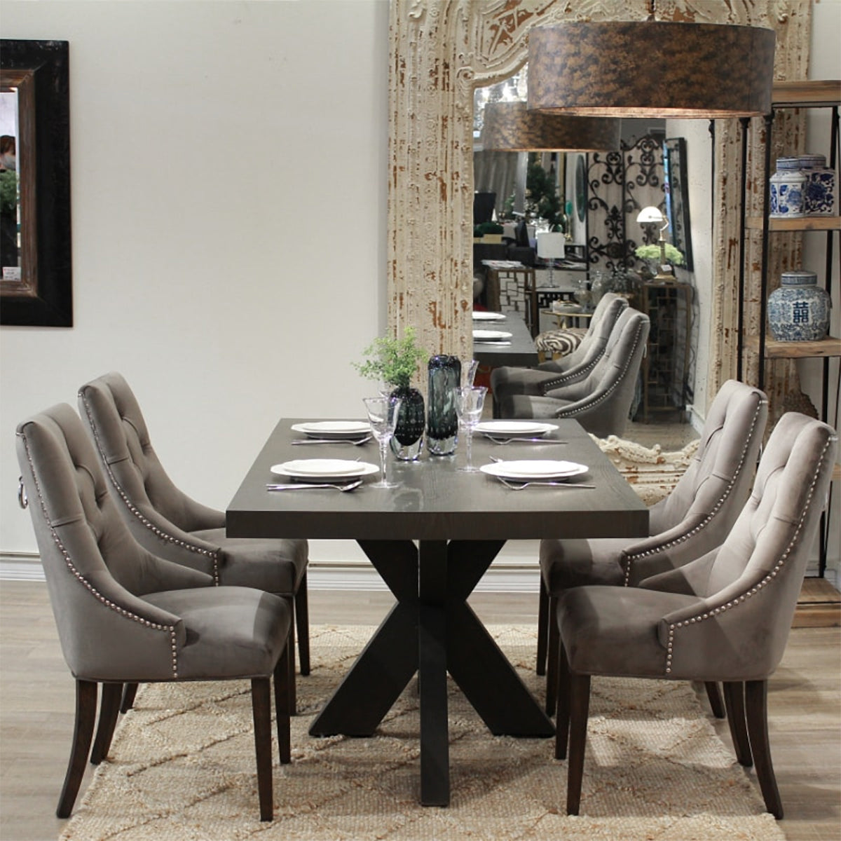 椅子・チェア おしゃれなリビングにぴったり/ 大人のモダンクラシックデザイン 【2脚セット】(ベルベットグレー）