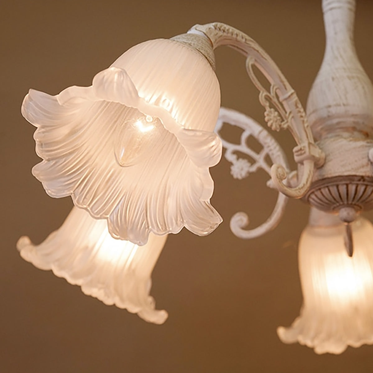 おしゃれなクラシカル シーリングシャンデリア 5灯 ― ガラスシェード